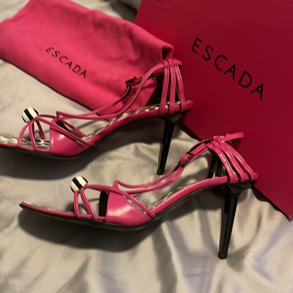 Escada Barbie Pink with Black and white Polka Dot Strappy Stilettos 👠 6.5 - Picture 3 of 12